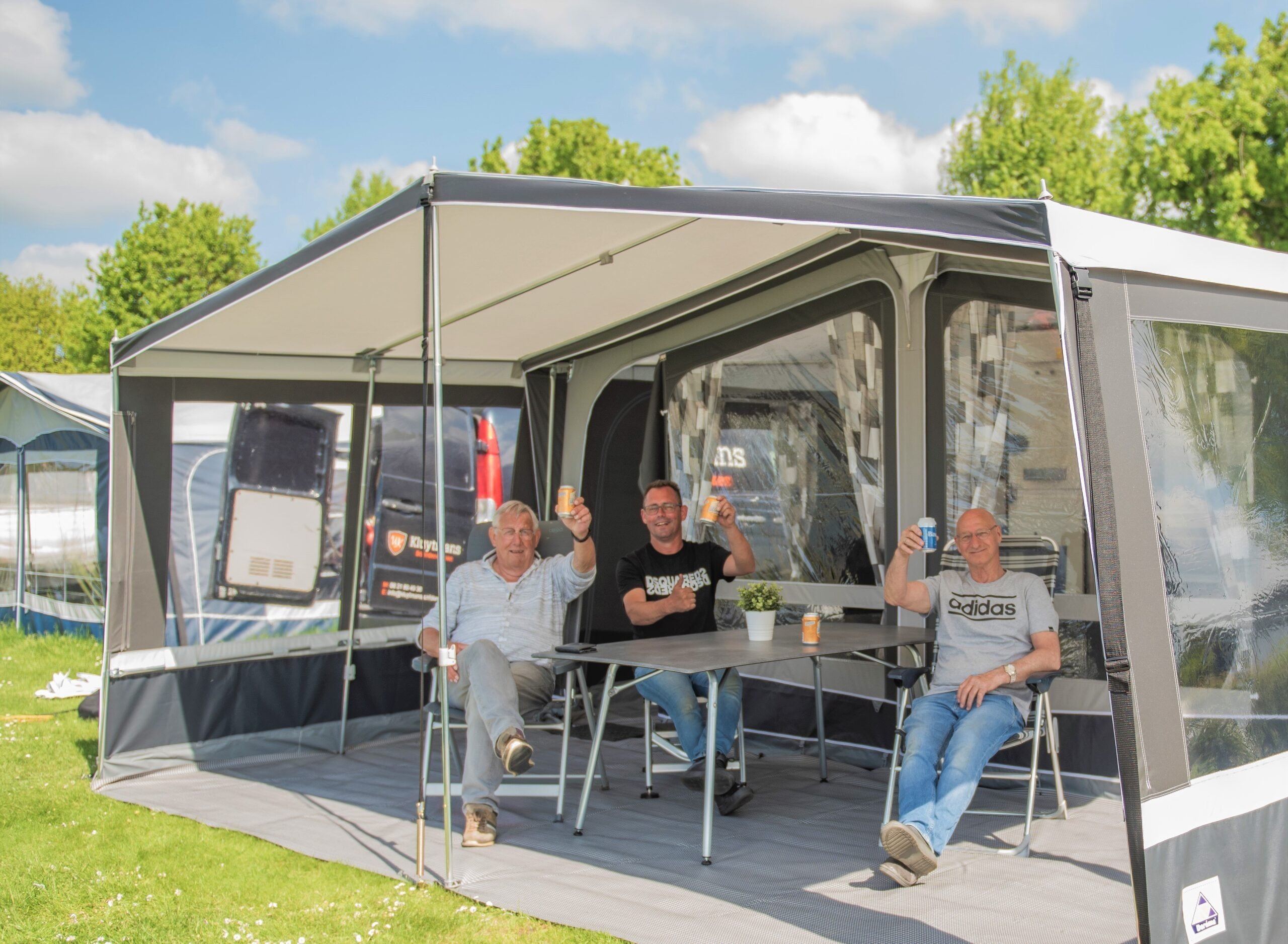 Saisonplatz - Peer 26 bis 46