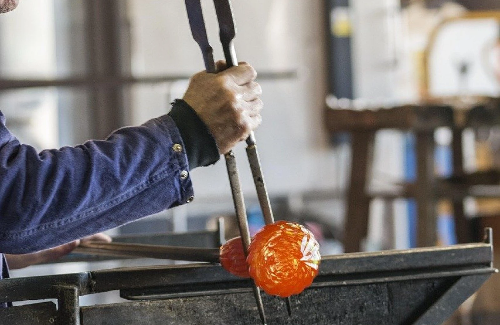 Glasmuseum glasblazerij leerdam