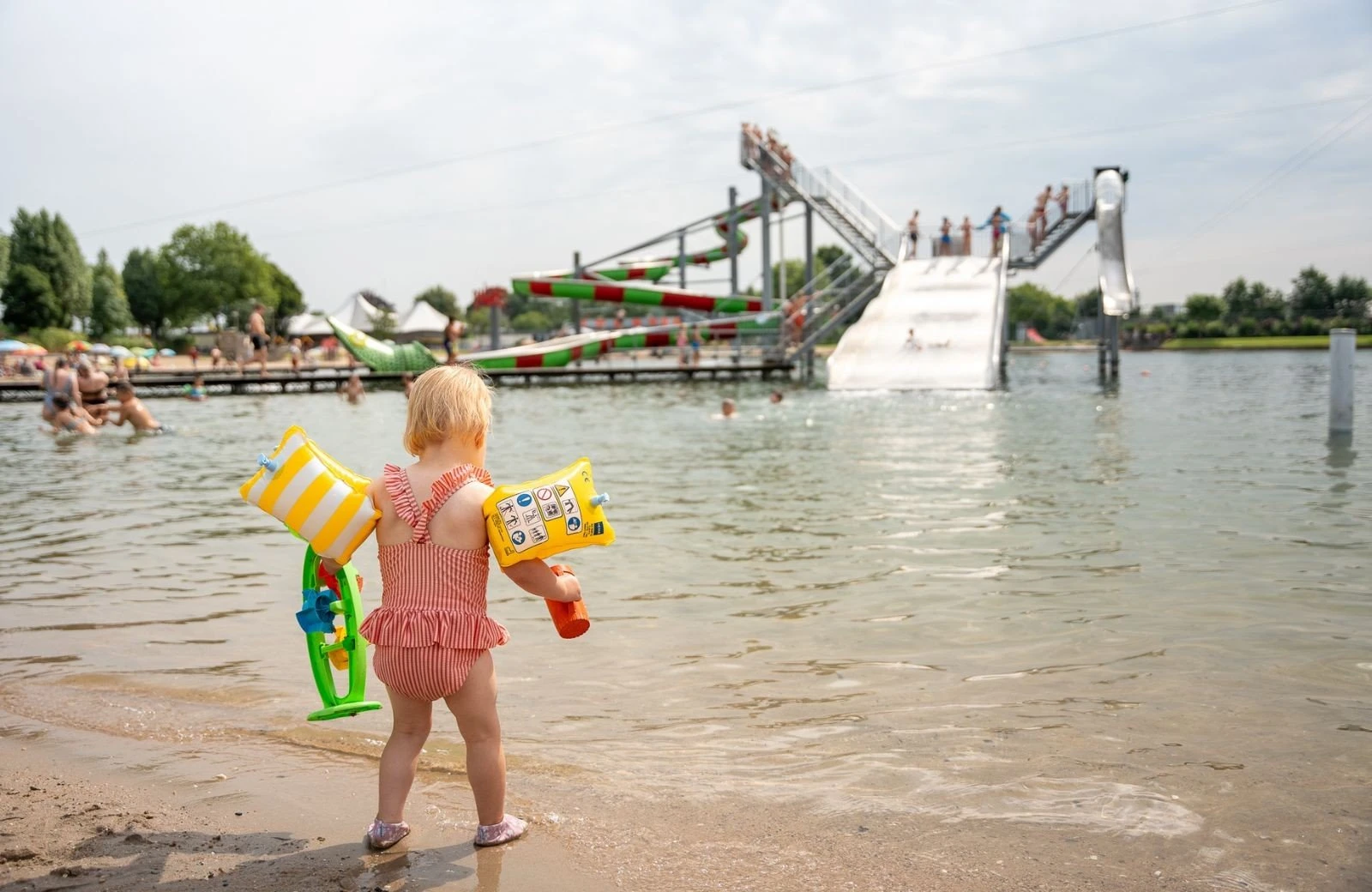 Vakantie eigen land strandbad